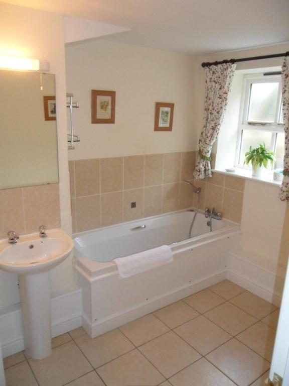 Detling Coachhouse Bed & Breakfast Maidstone Bagian luar foto
